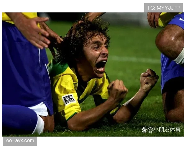 足球新星闪耀赛场，欧洲豪门竞相争夺天才少年