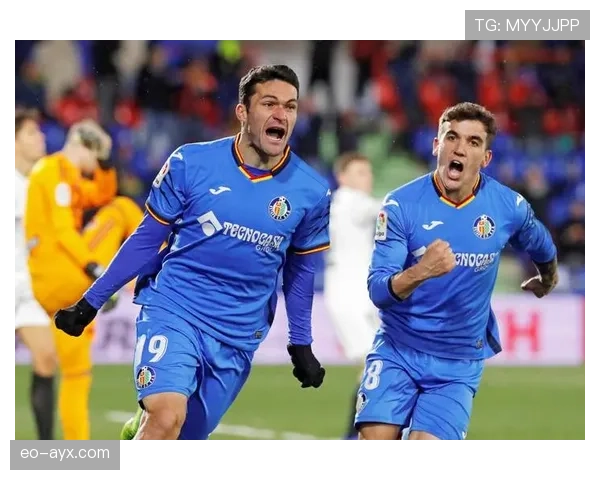 瓦伦西亚传统豪门地位下滑，球队当前竞争力与历史地位形成反差